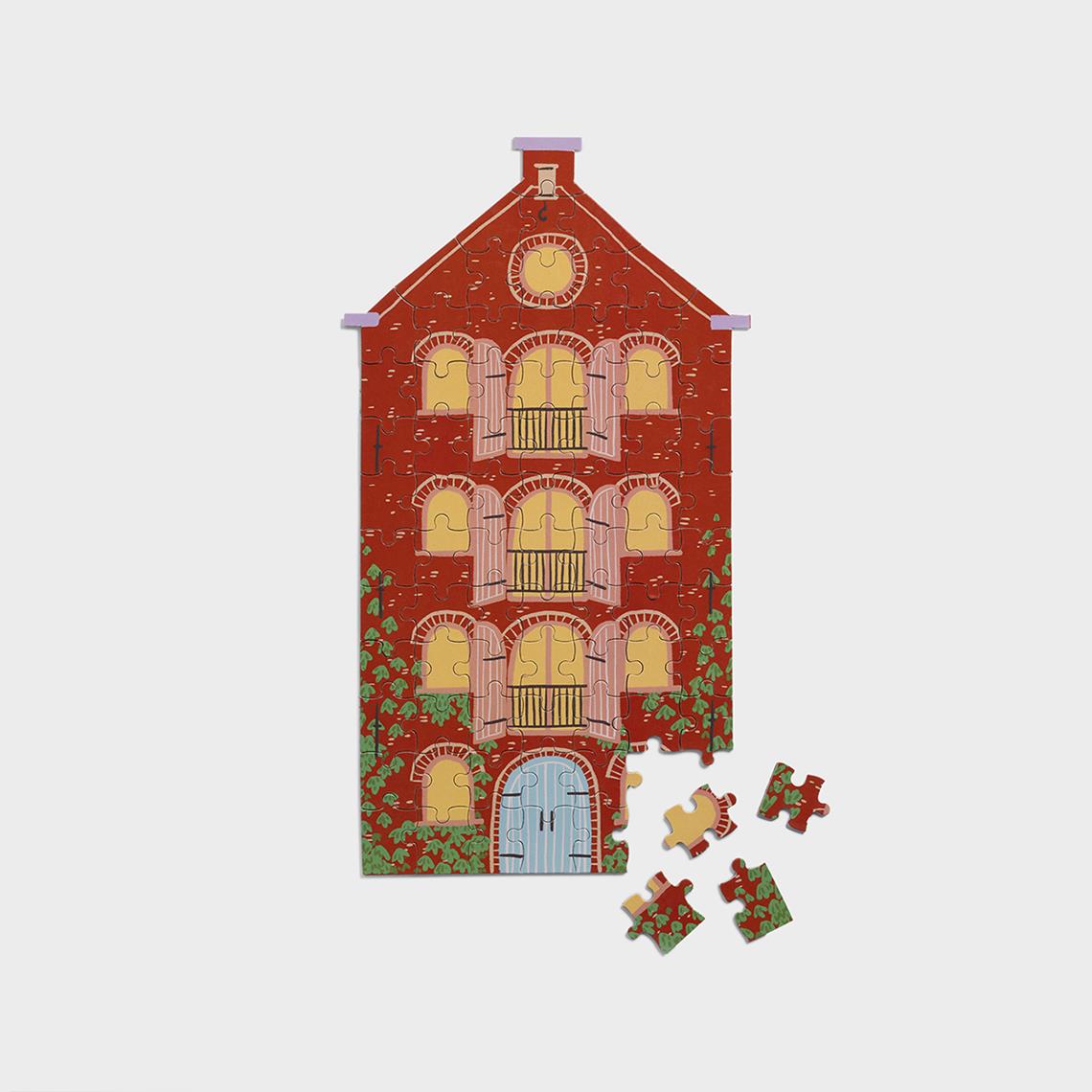 Puzzle canal house warehouse