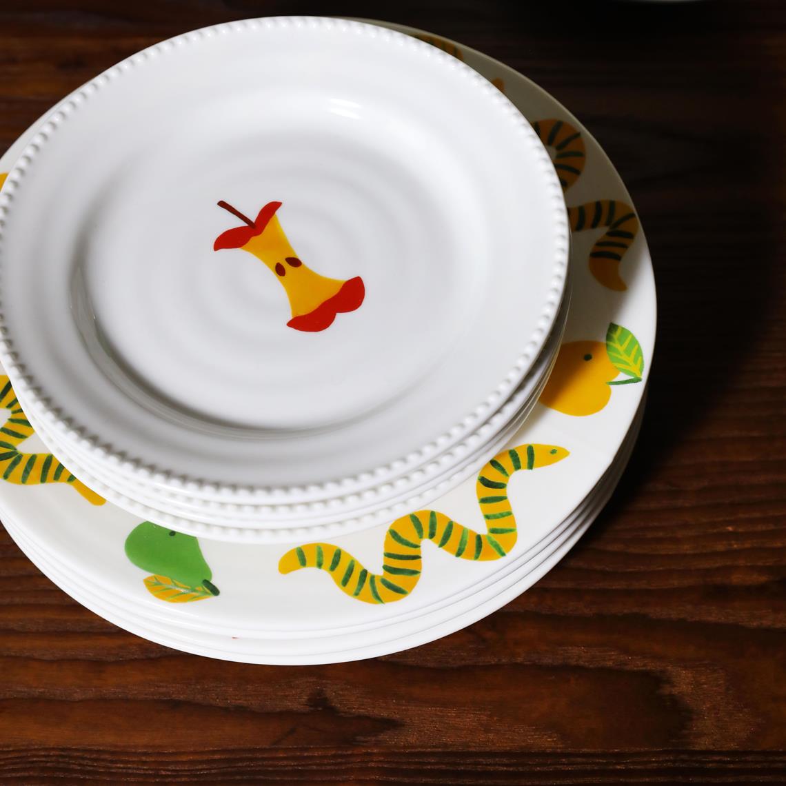 Plate haines small set of 4