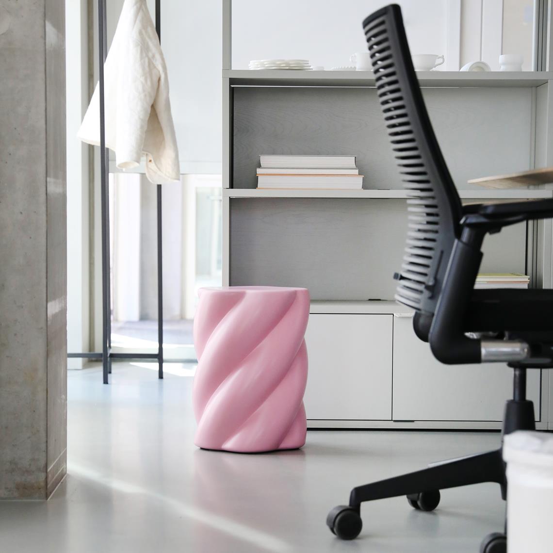 Stool marshmallow pink