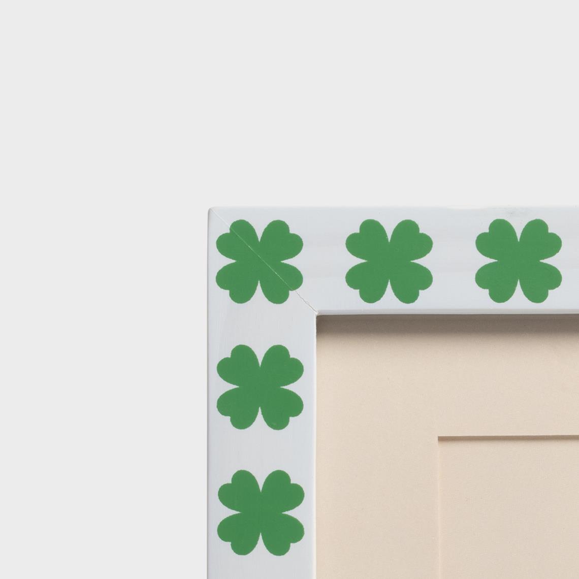 Photo frame patch small clover