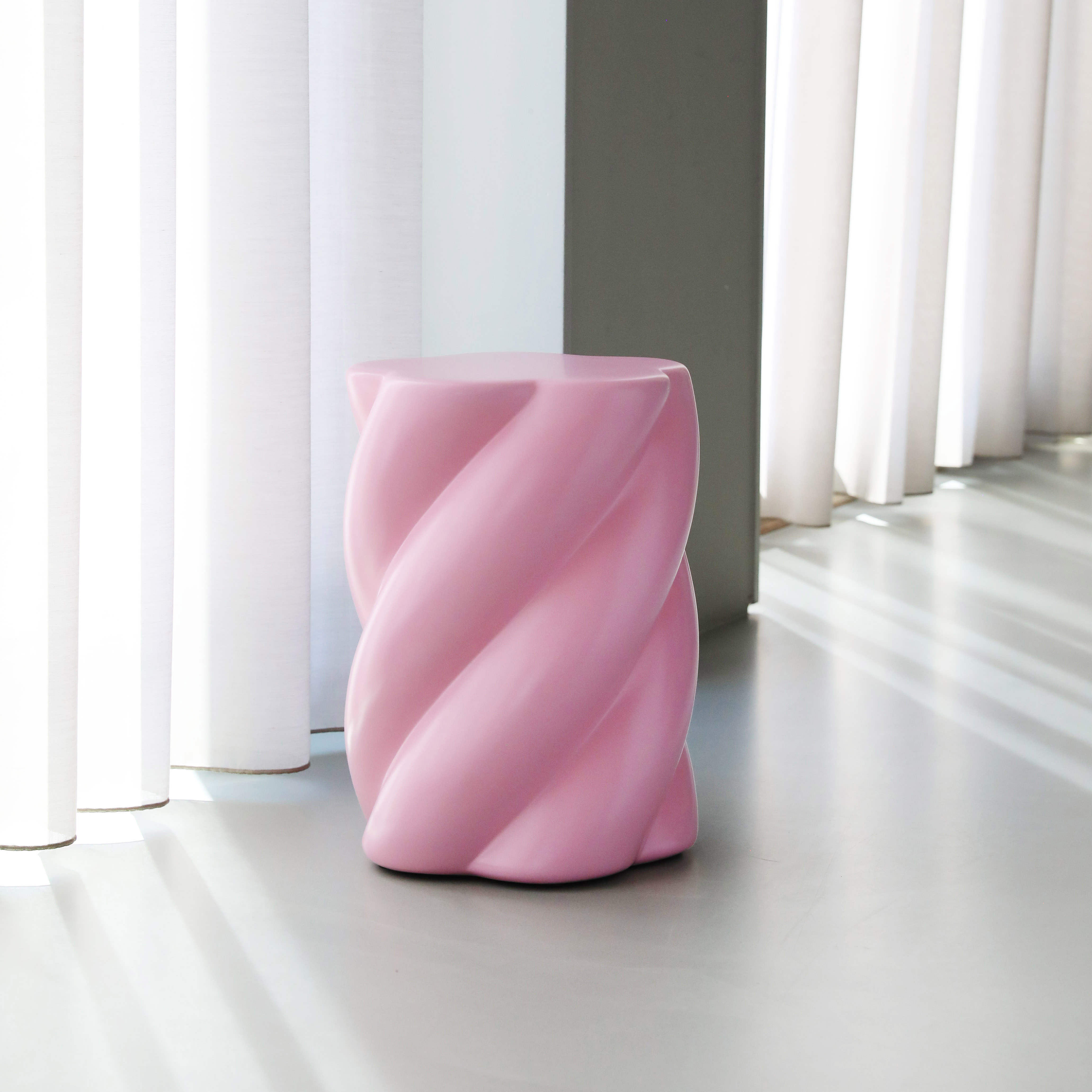 &klevering アンドクレベリン マシュマロスツール ピンク Stool marshmallow pink - New - &k Amsterdam