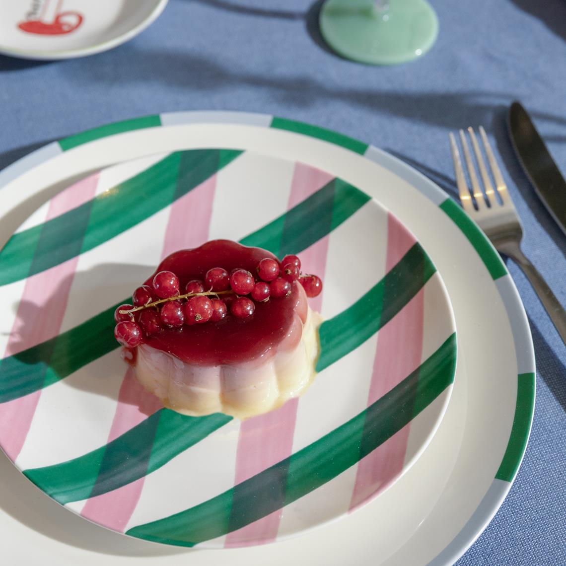 Plate bliss green large set of 2