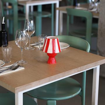 Tealight holder cantine red