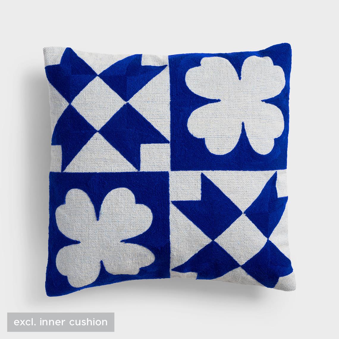 Cushion patch quilt blue 40x40