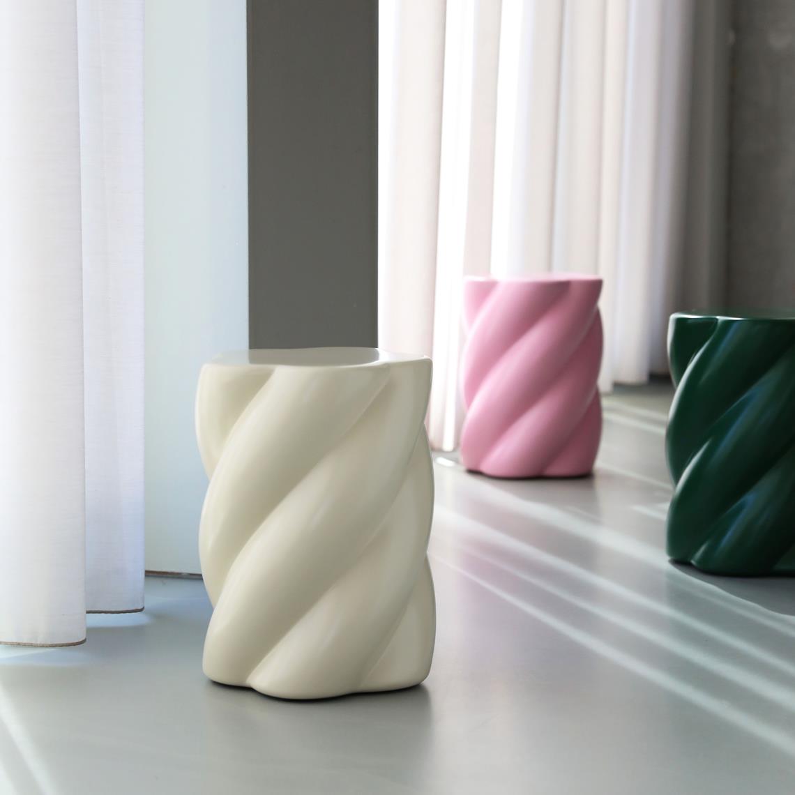 Stool marshmallow off white