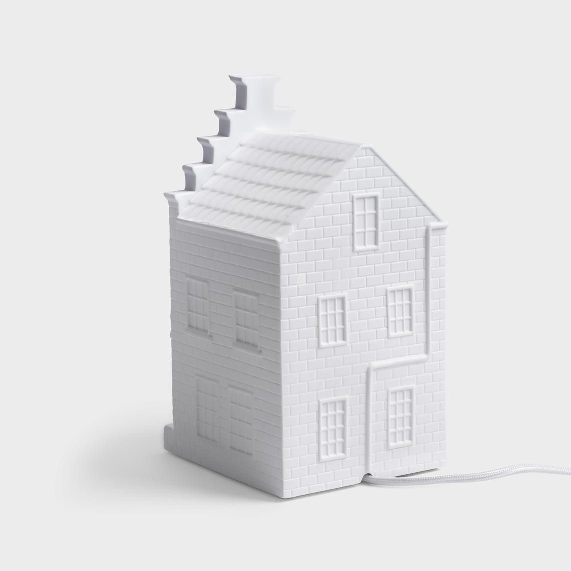 Lamp canal house