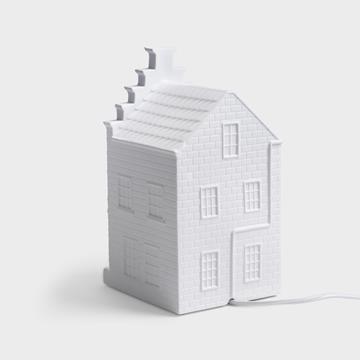Lamp canal house
