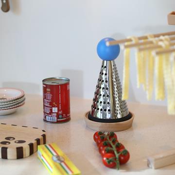 Grater halma blue