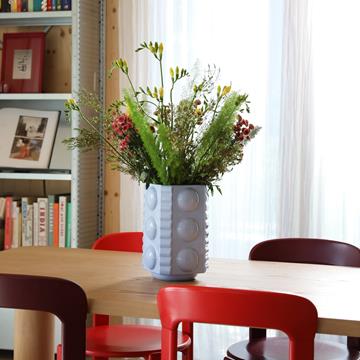 Vase facet powder blue