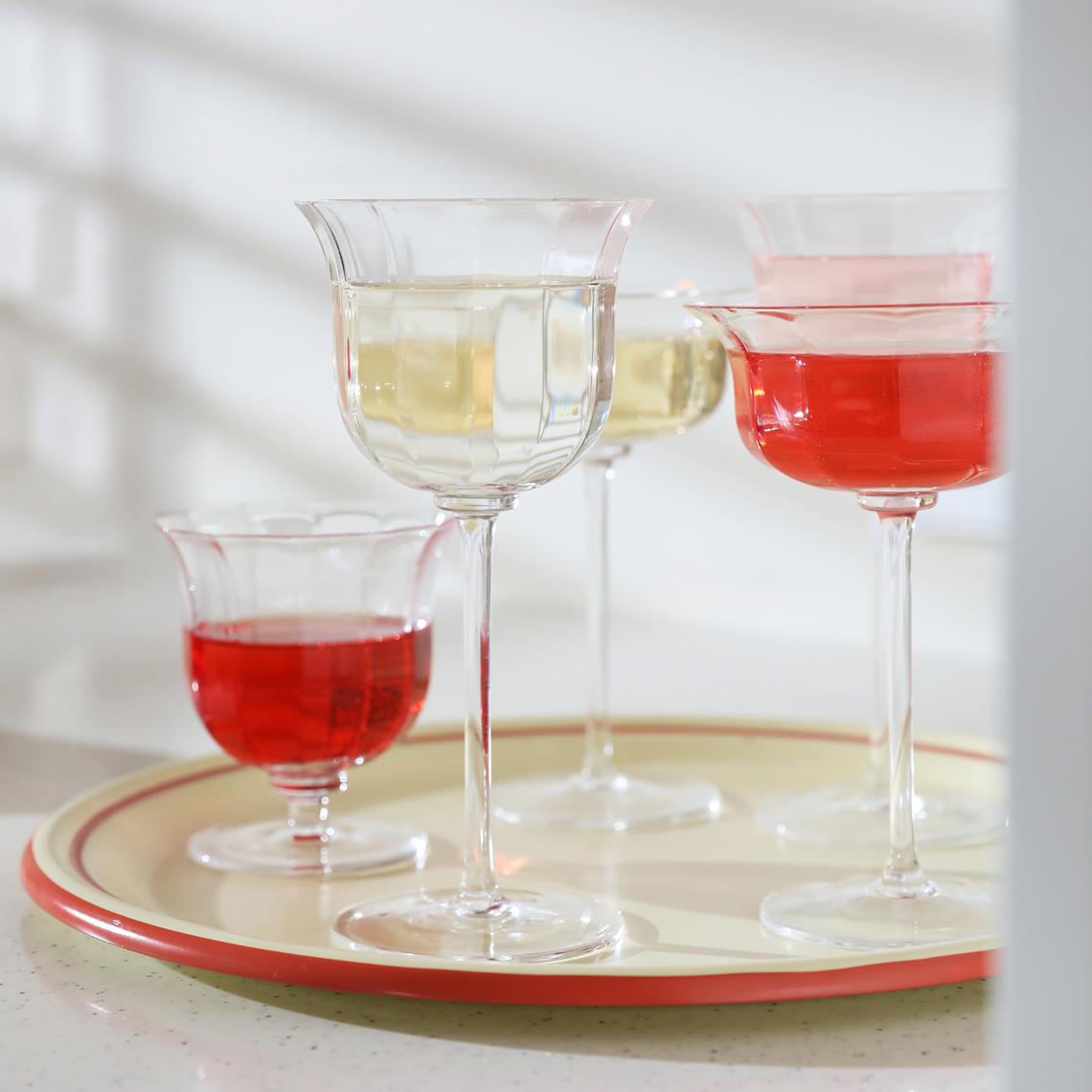 Glass mano crystal set of 2