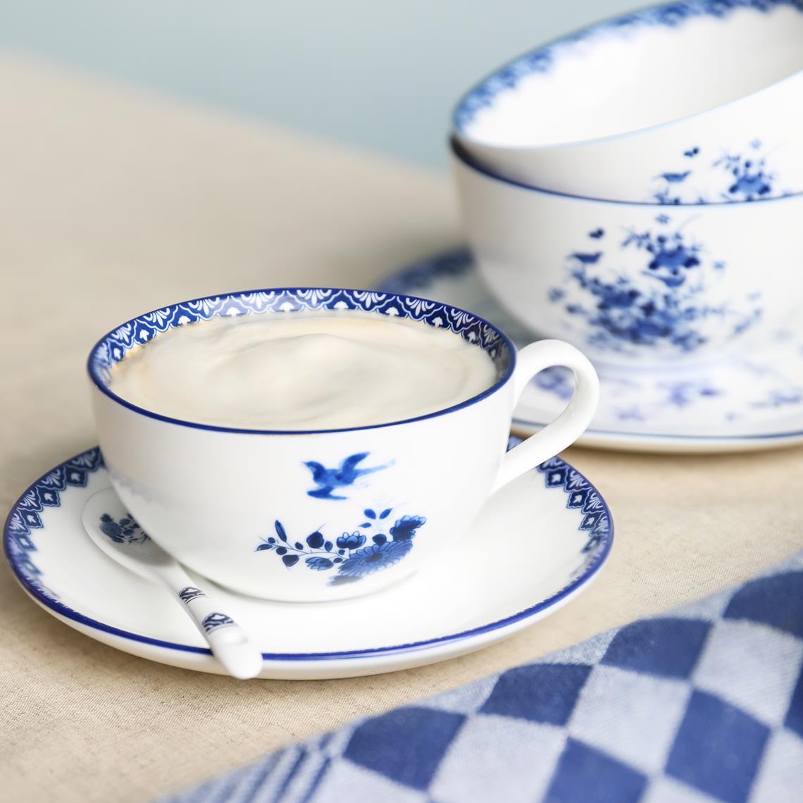 Cup and saucer delftware large set of 2