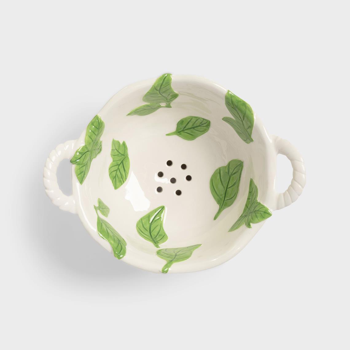 Colander basil