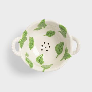 Colander basil