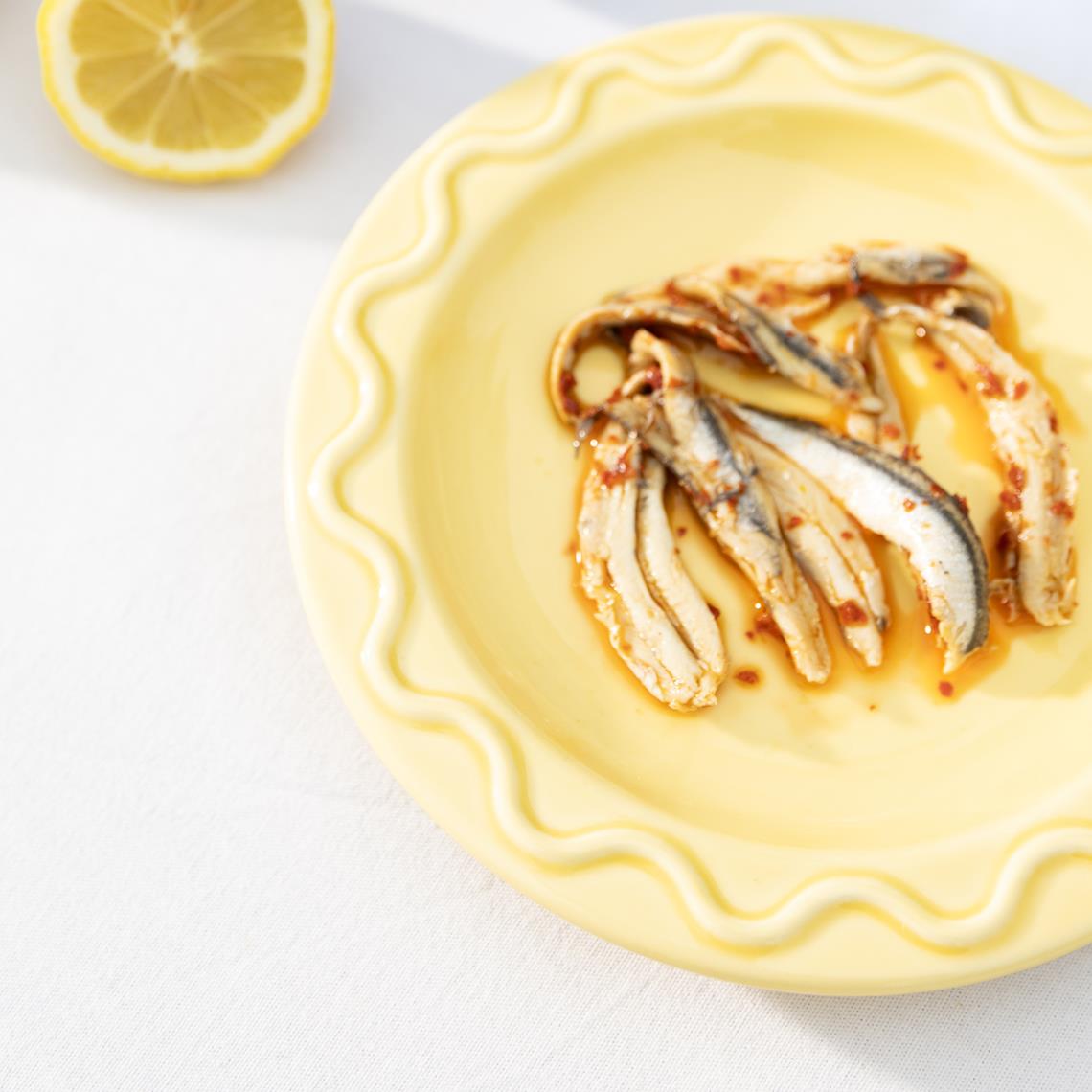 Plate mochi yellow small set of 2