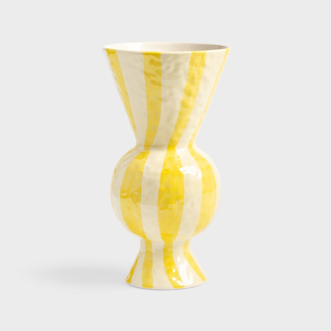 Vase rhombic yellow