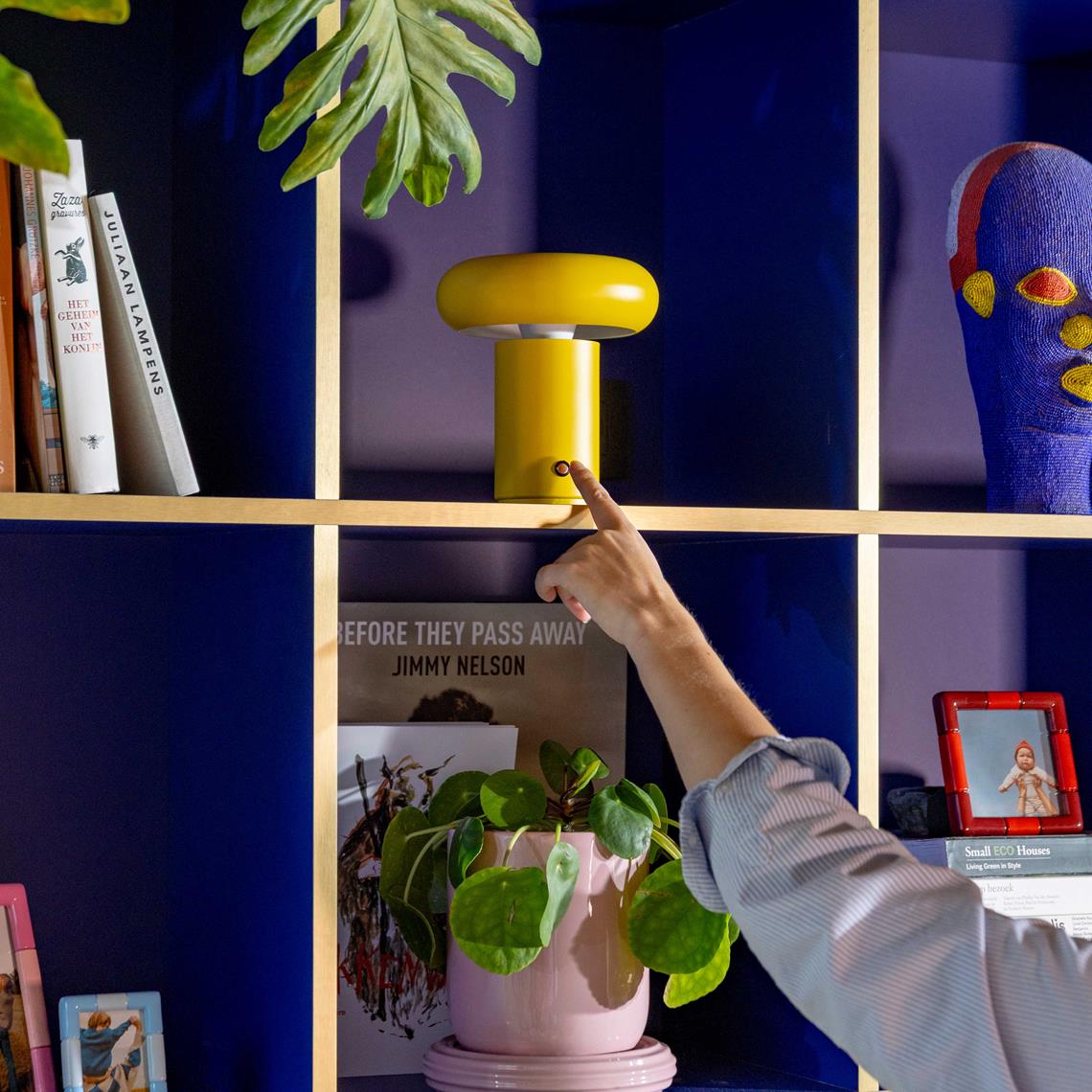 Lamp portable glimpse bright yellow