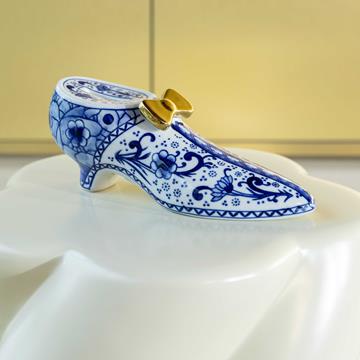 Coinbank delftware shoe